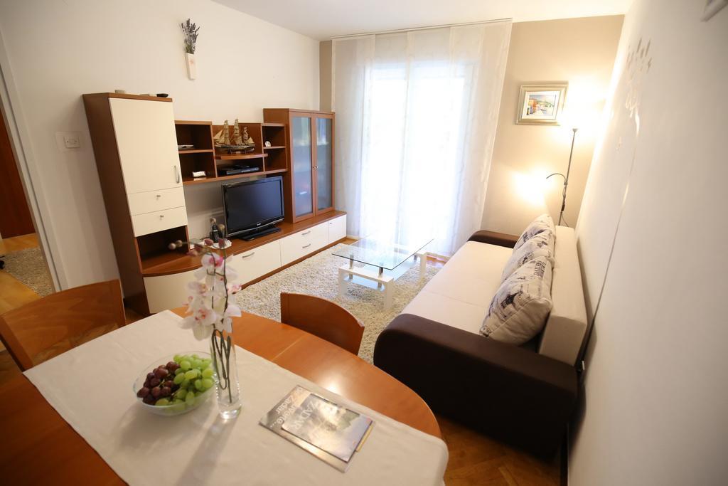 Navigare Apartment