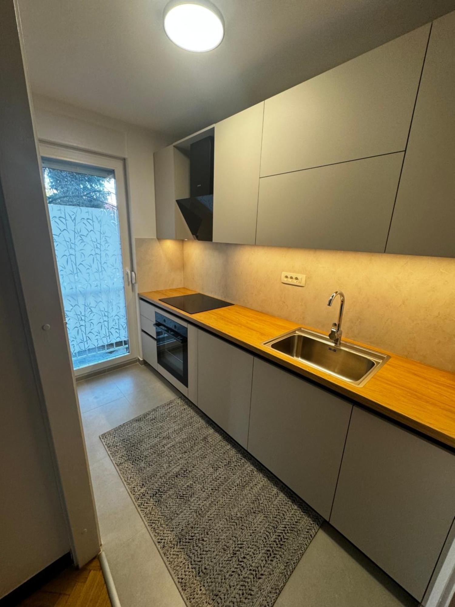 Navigare Apartment